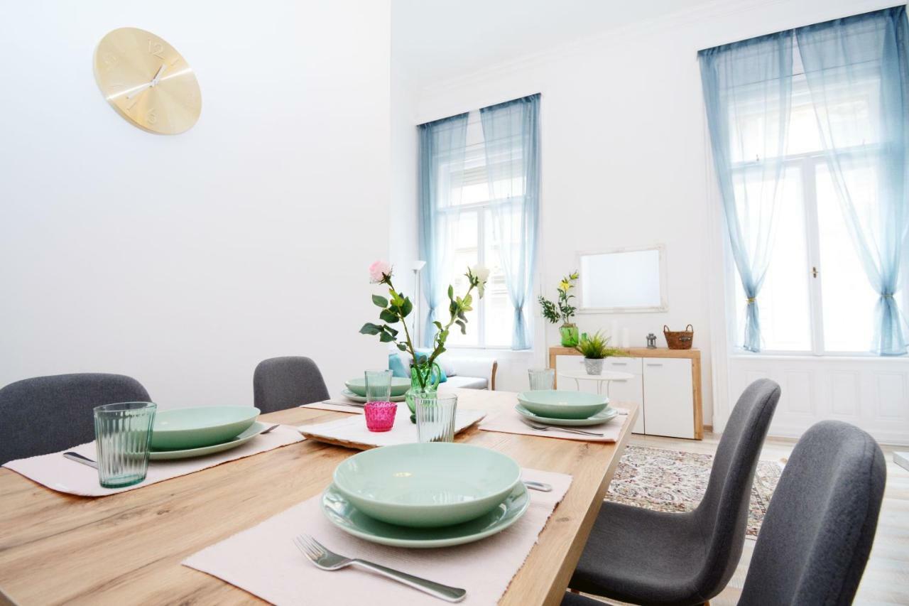 Lillybeth City Center Apartments Budapest Luaran gambar