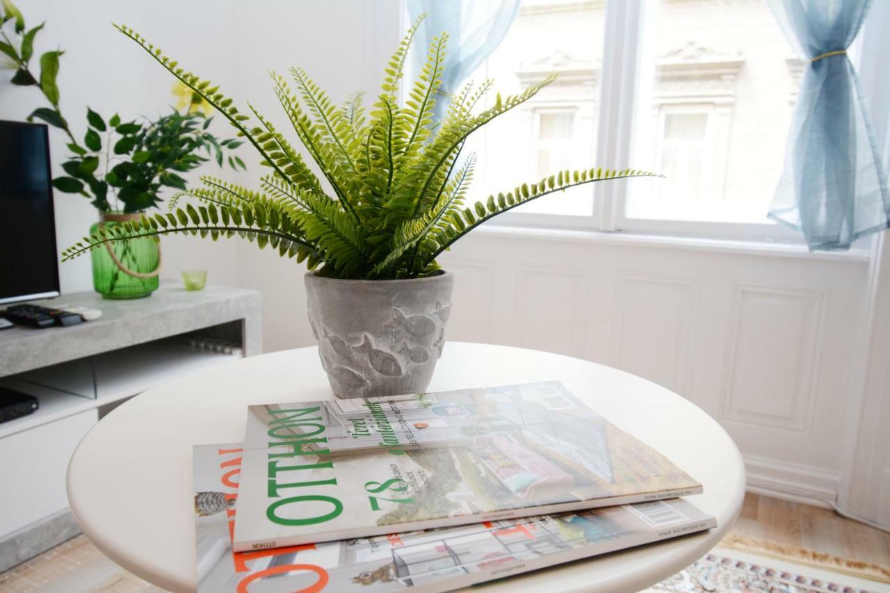 Lillybeth City Center Apartments Budapest Luaran gambar